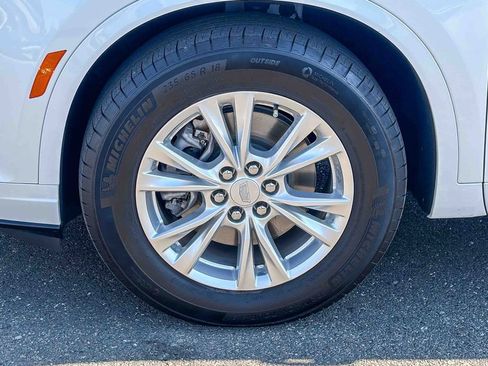 Used 2023 Cadillac XT6 Luxury image 16