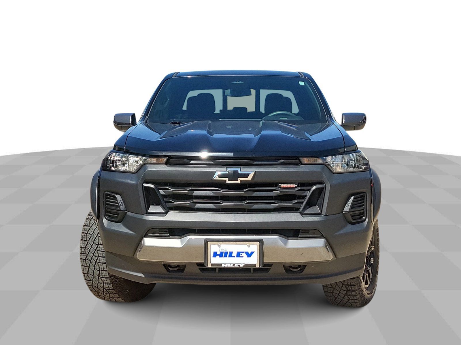 Used 2025 Chevrolet Colorado Trail Boss AWD/4WD image 3