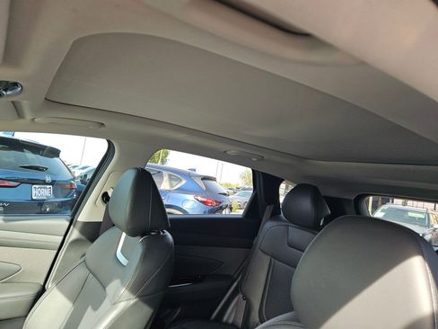 Certified 2025 Hyundai Tucson Limited image 15