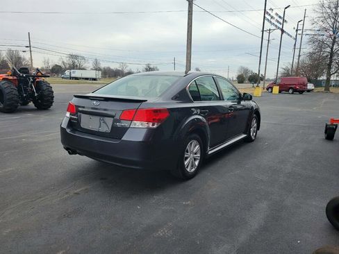 Used 2011 Subaru Legacy 2.5i Premium image 7