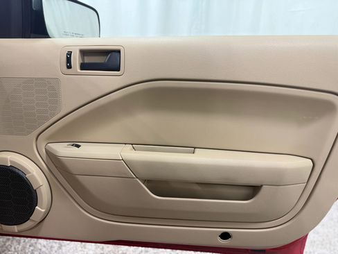 Used 2007 Ford Mustang GT Premium image 25