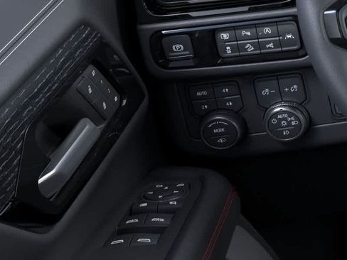 New 2026 GMC Yukon XL AT4 Ultimate AWD/4WD image 22
