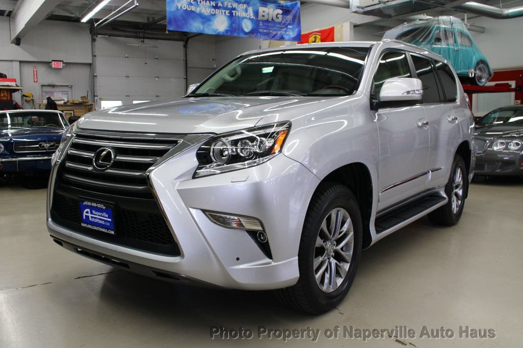 Used 2015 Lexus GX 460 Luxury w/ Preferred Accessory Package AWD/4WD image 2