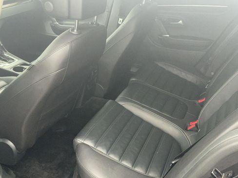 Used 2014 Volkswagen CC Executive image 24
