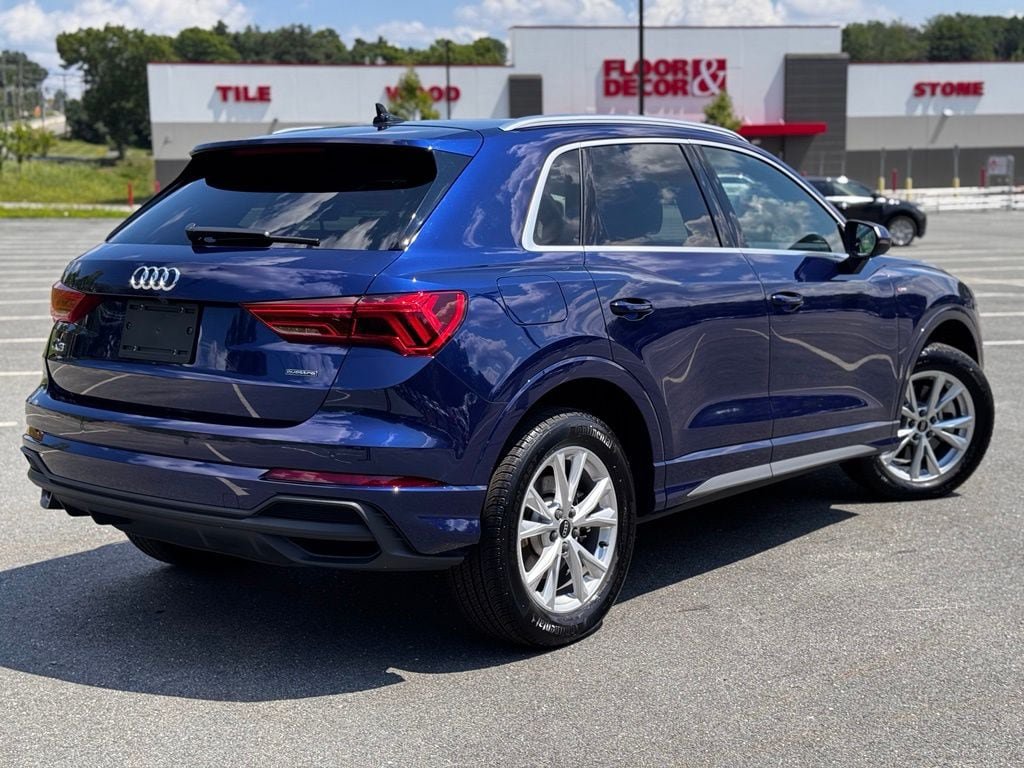 Certified 2025 Audi Q3 2.0T Premium w/ Convenience Package AWD/4WD image 6