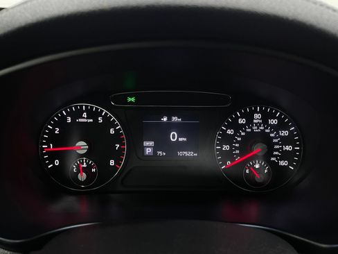 Used 2020 Kia Sorento S FWD image 21