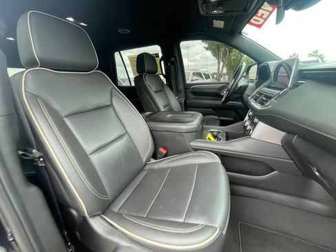 Used 2024 GMC Yukon SLT AWD/4WD image 27