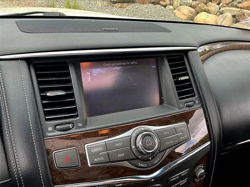 Used 2017 INFINITI QX80 4WD image 20