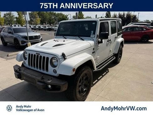 Used 2016 Jeep Wrangler Unlimited Sahara AWD/4WD image 3