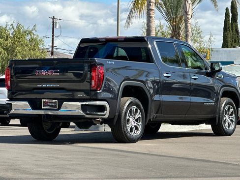 Used 2025 GMC Sierra 1500 SLT AWD/4WD image 4