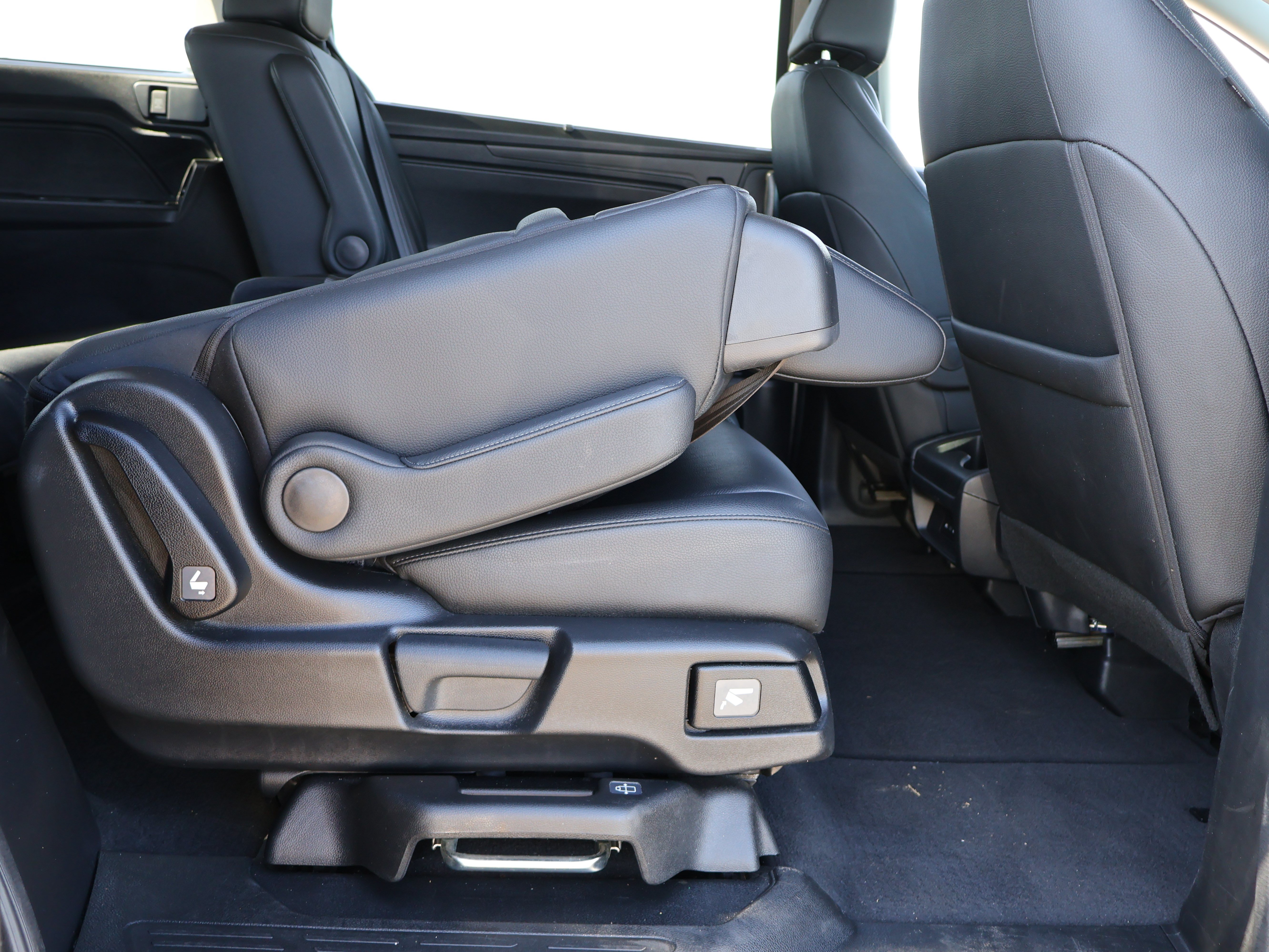 Used 2025 Honda Odyssey EX-L image 12