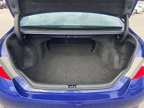 Used 2016 Toyota Camry XSE image 14