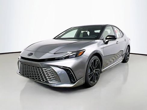 New 2025 Toyota Camry XSE image 7