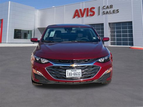 Used 2024 Chevrolet Malibu LT image 2