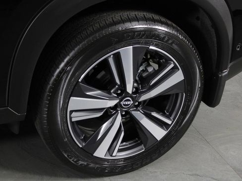 Certified 2023 Nissan Rogue Platinum w/ Platinum Premium Package FWD image 13