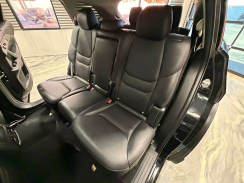 Used 2018 MAZDA CX-9 Touring w/ Touring Premium Package image 9