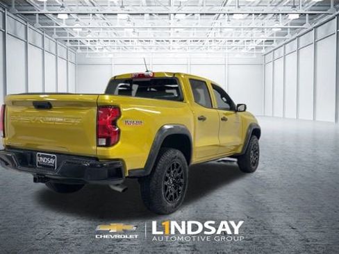 Used 2023 Chevrolet Colorado Trail Boss w/ Technology Package image 9