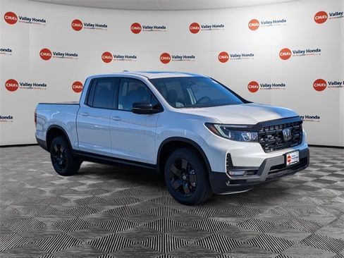 New 2026 Honda Ridgeline Black Edition image 3