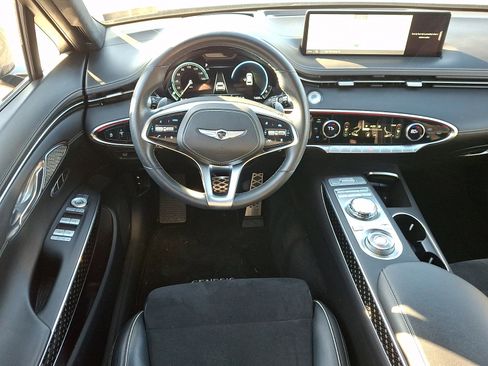 Used 2022 Genesis GV70 3.5T Sport w/ Sport Prestige Package image 12