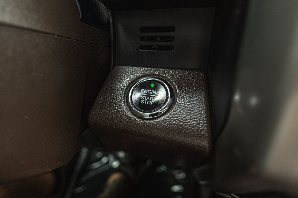 Used 2018 Ford F150 King Ranch w/ Equipment Group 601A Luxury AWD/4WD image 19