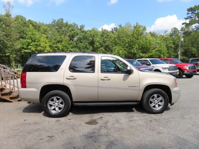 Used 2008 GMC Yukon SLT w/ SLT Preferred Equipment Group AWD/4WD image 6