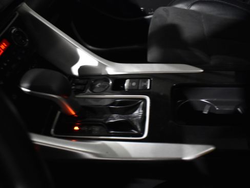 Used 2022 Mitsubishi Eclipse Cross SE image 25