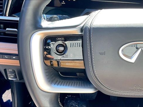 Certified 2025 INFINITI QX80 Sensory image 26