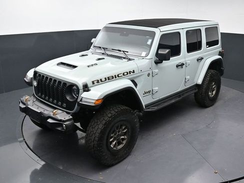 Used 2023 Jeep Wrangler Unlimited Rubicon 392 w/ Trailer Tow Package AWD/4WD image 33