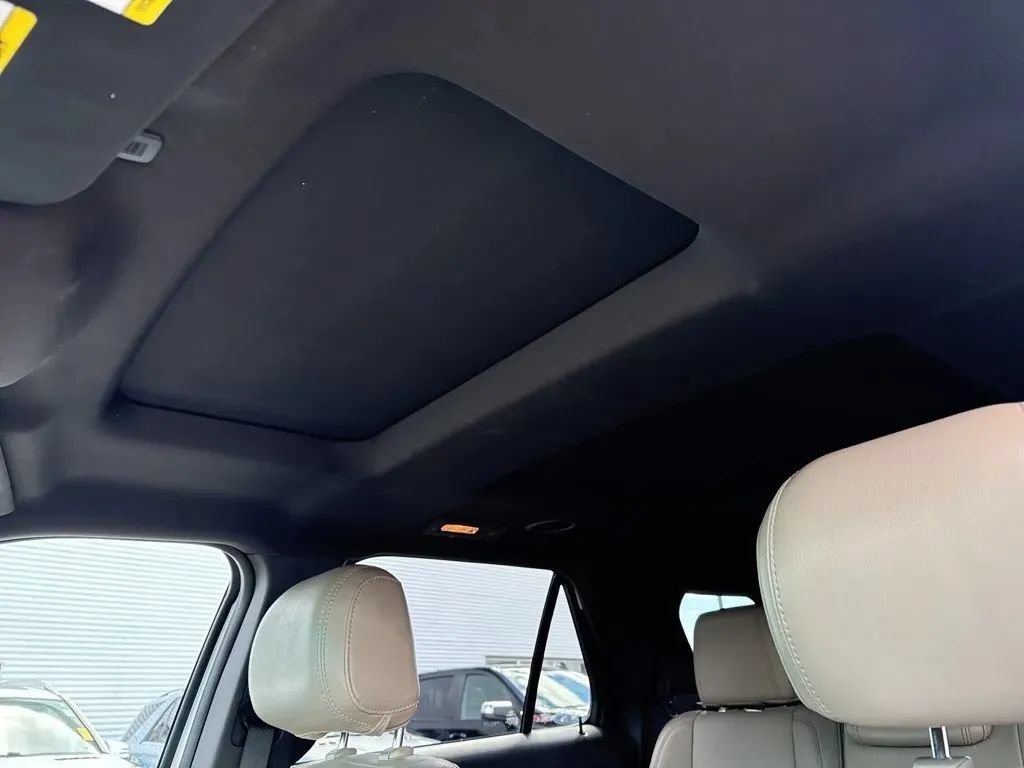 Used 2013 Ford Explorer XLT AWD/4WD image 8