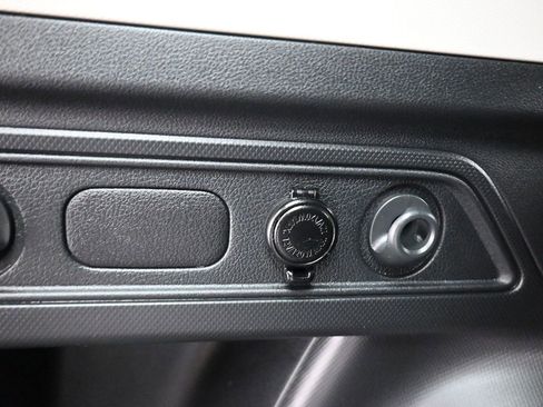 Used 2023 Subaru Forester Sport image 47