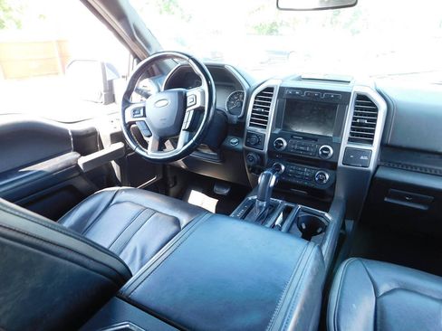 Used 2018 Ford F150 Platinum w/ Equipment Group 701A Luxury AWD/4WD image 33