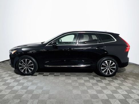 Used 2023 Volvo XC60 B5 Plus AWD/4WD image 4
