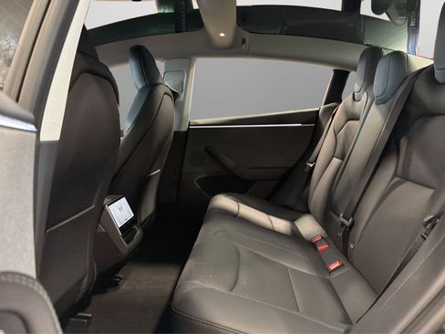 Used 2025 Tesla Model 3 Long Range RWD image 34