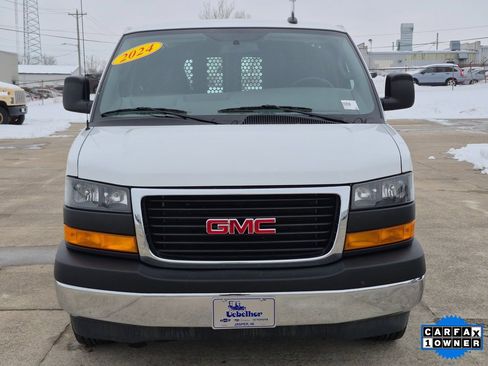 Used 2024 GMC Savana 2500 Work Van w/ Driver Convenience Package image 2