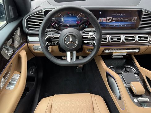 New 2026 Mercedes-Benz GLS 450 4MATIC image 13