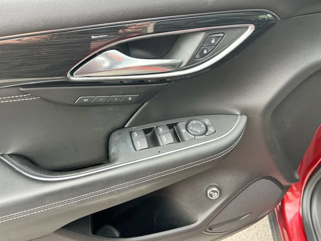 Used 2023 Buick Envision Essence w/ Sport Touring Package AWD/4WD image 23