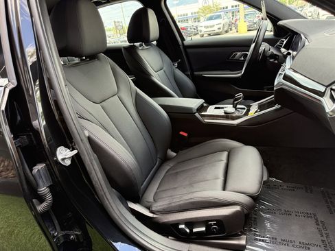 Used 2019 BMW 330i Sedan w/ Convenience Package RWD image 19