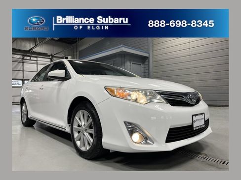 Used 2012 Toyota Camry XLE FWD image 1