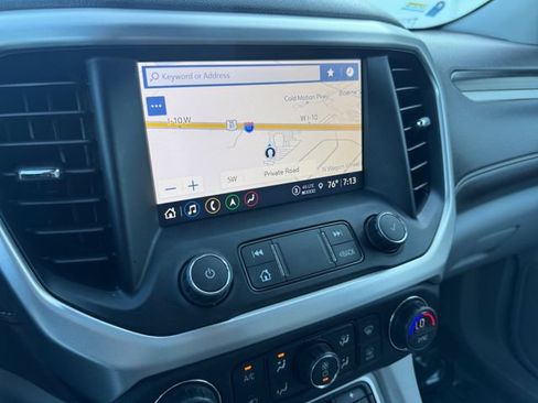 Used 2021 GMC Acadia SLT w/ Technology Package FWD image 27