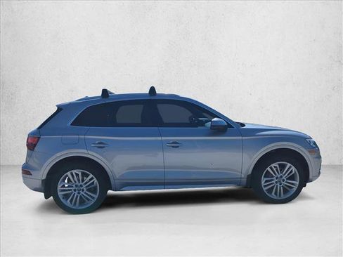 Used 2018 Audi Q5 2.0T Premium Plus w/ Premium Plus Package AWD/4WD image 4