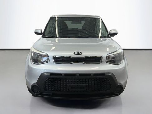 Used 2015 Kia Soul + FWD image 3