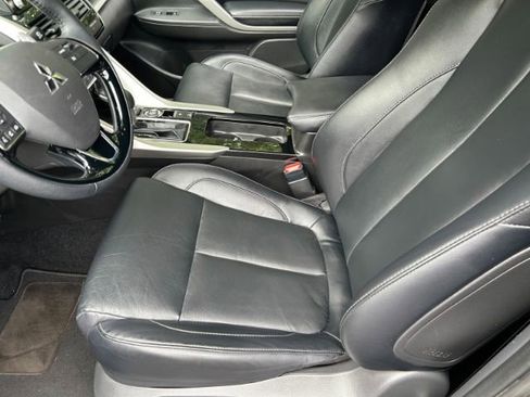 Used 2022 Mitsubishi Eclipse Cross AWD image 17