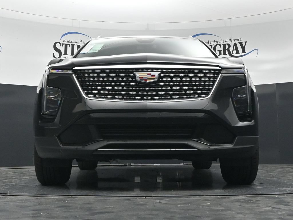 Used 2024 Cadillac XT4 Premium Luxury FWD image 30