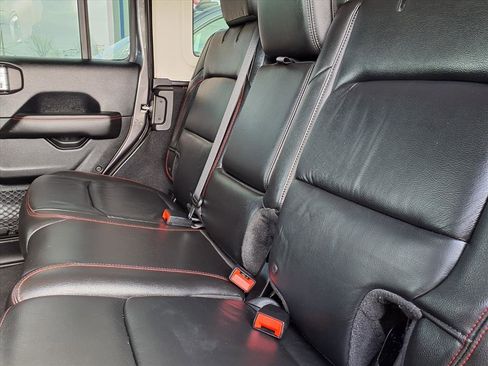 Used 2018 Jeep Wrangler Unlimited Rubicon image 7