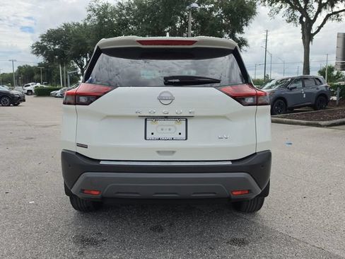 Certified 2023 Nissan Rogue SV FWD image 7