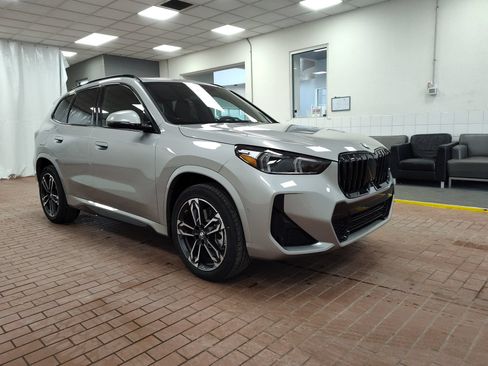 Used 2026 BMW X1 xDrive28i w/ Technology Package AWD/4WD image 6