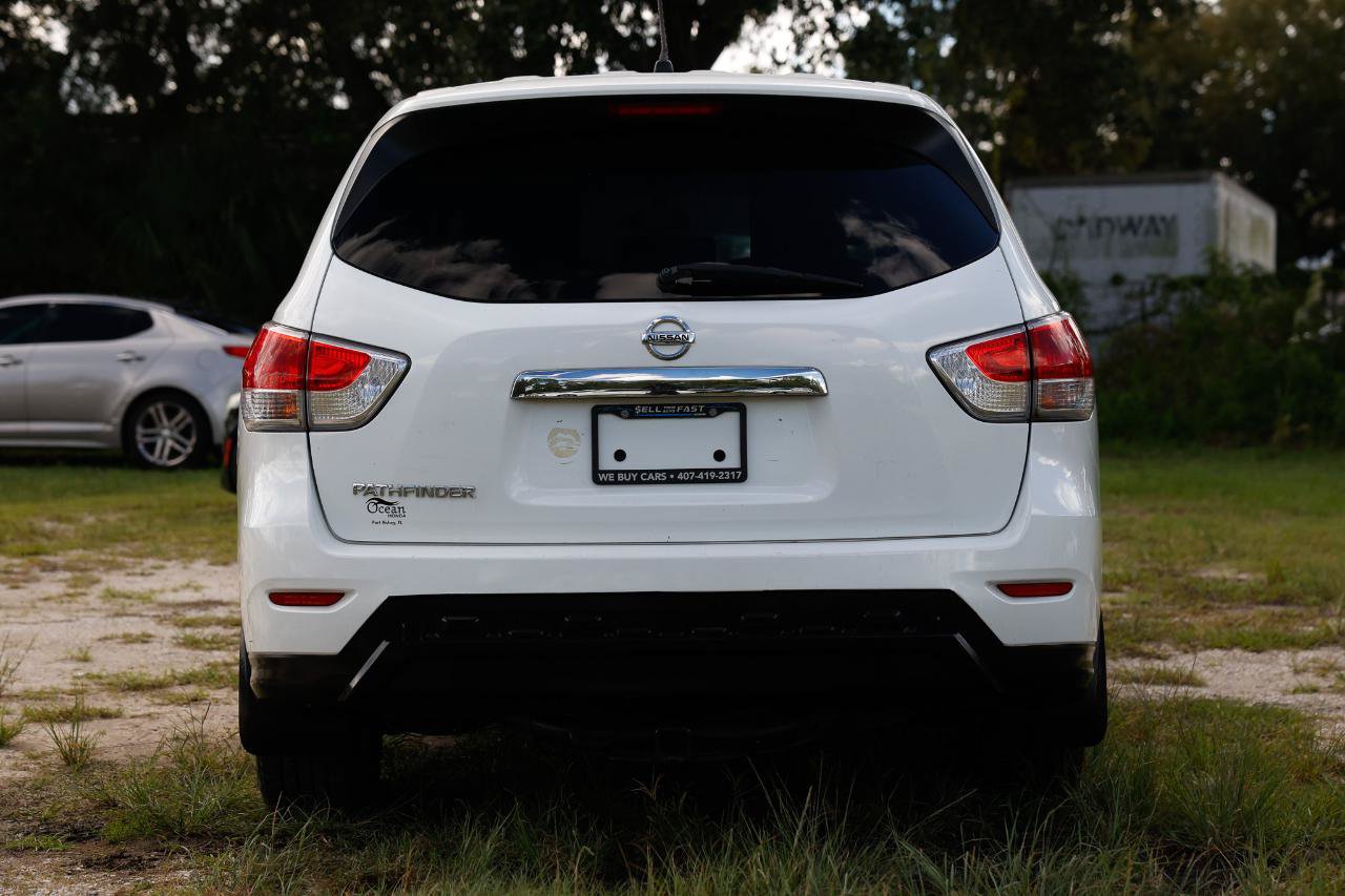 Used 2014 Nissan Pathfinder S FWD image 6