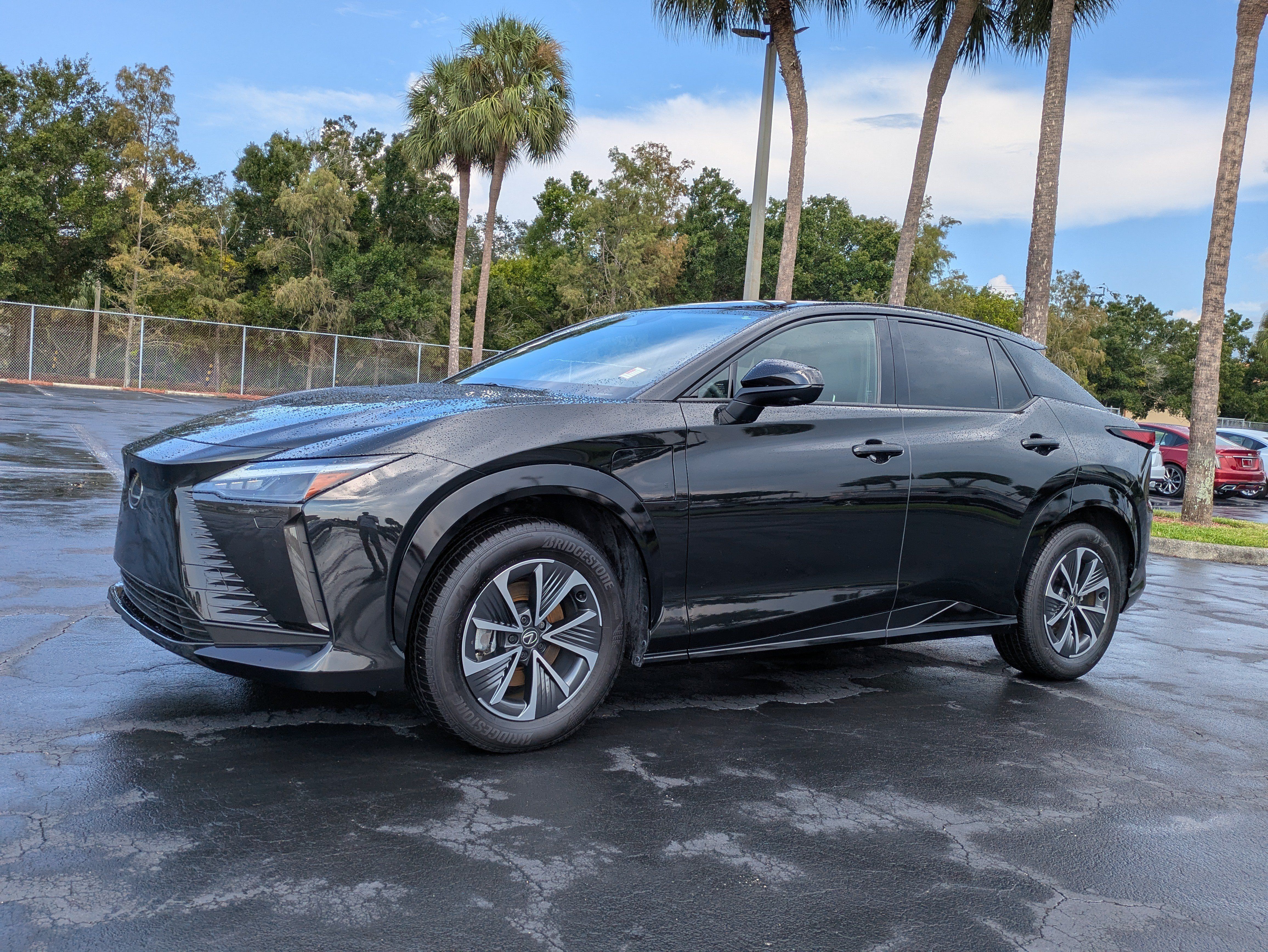 Used 2024 Lexus RZ 300e Premium w/ Accessory Package (Z1) FWD image 2
