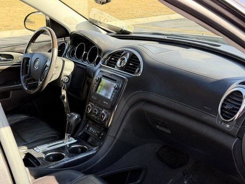 Used 2015 Buick Enclave Leather image 19