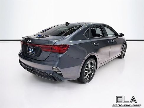 Used 2023 Kia Forte LXS FWD image 8